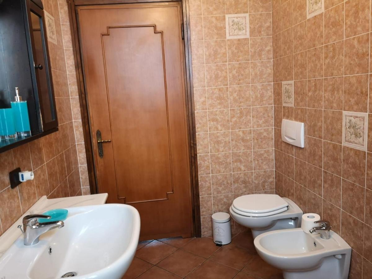 Appartamento Le Due Rocche Arona Extérieur photo