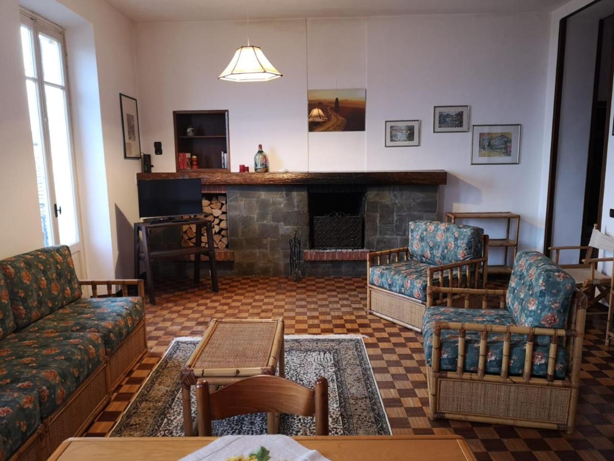 Appartamento Le Due Rocche Arona Extérieur photo