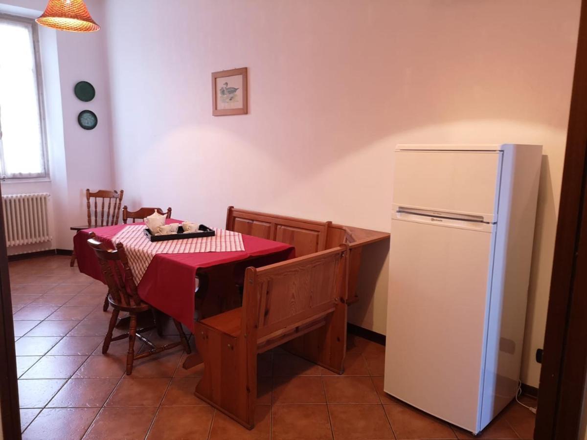 Appartamento Le Due Rocche Arona Extérieur photo